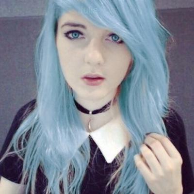 Hair Dye On Twitter Lizzie Looks Really Pretty With Blue Hair