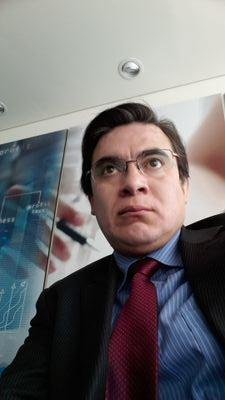 Caminando siempre hacia adelante, aun cuando desafortunadamente algunos  se van quedando en el camino.