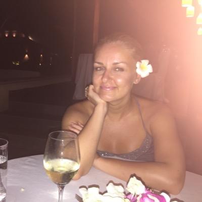 iRenaKD's profile picture. I'm addicted to Pinterest, cooking, reality TV & my dog named Stewart! Prof life: Financial Planner at EVINE Live. Tune in, buy something :)