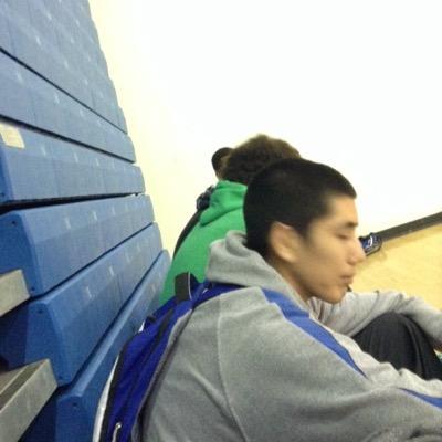 CBHoops #22 just a young hitta tryna strive for greatness D3 baller with D2 aspiration © The real kevin rostamian™