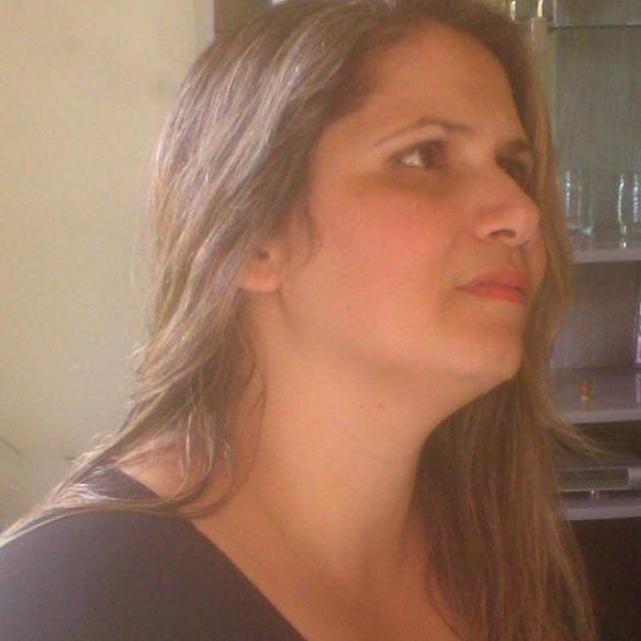 “Grande parte das pessoas abrem mão do amor próprio para amar alguém. E este é o caminho para o sofrimento!”