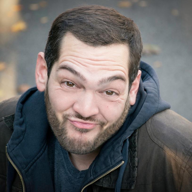 roger_mulligan's profile picture. Roger is a multi-talented musician/actor. He is playing bass in an original rock band called Della Grove http://t.co/gGJoclLLql http://t.co/thThNohKCA