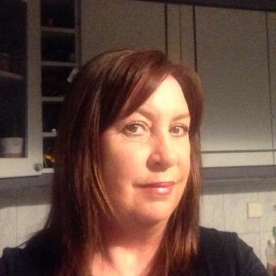 Helen_crete's profile picture. 