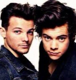 Hi me is mia i love larrystylinson yt im13 #larryisreal i 1D b-day 6/22 go follow me @larrysgonehome You thats reading this you are beautiful