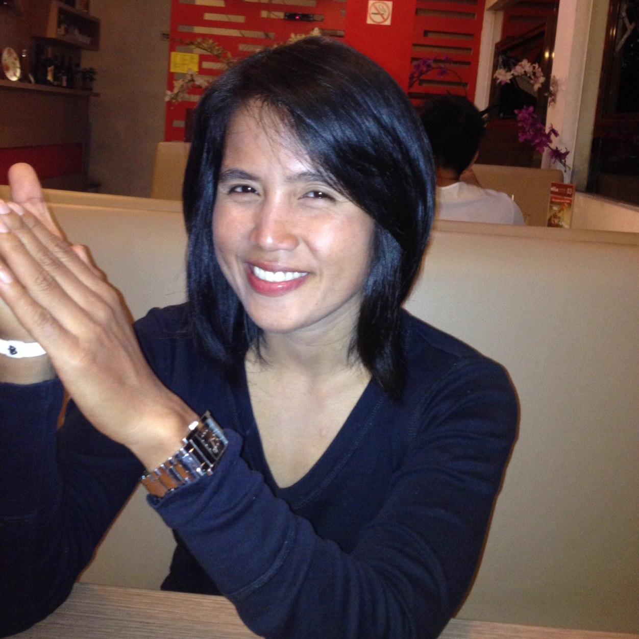 Indonesia MTB woman athlete, addict to coffee and steak.