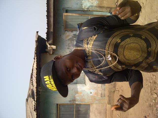 ewah_emi's profile picture. 