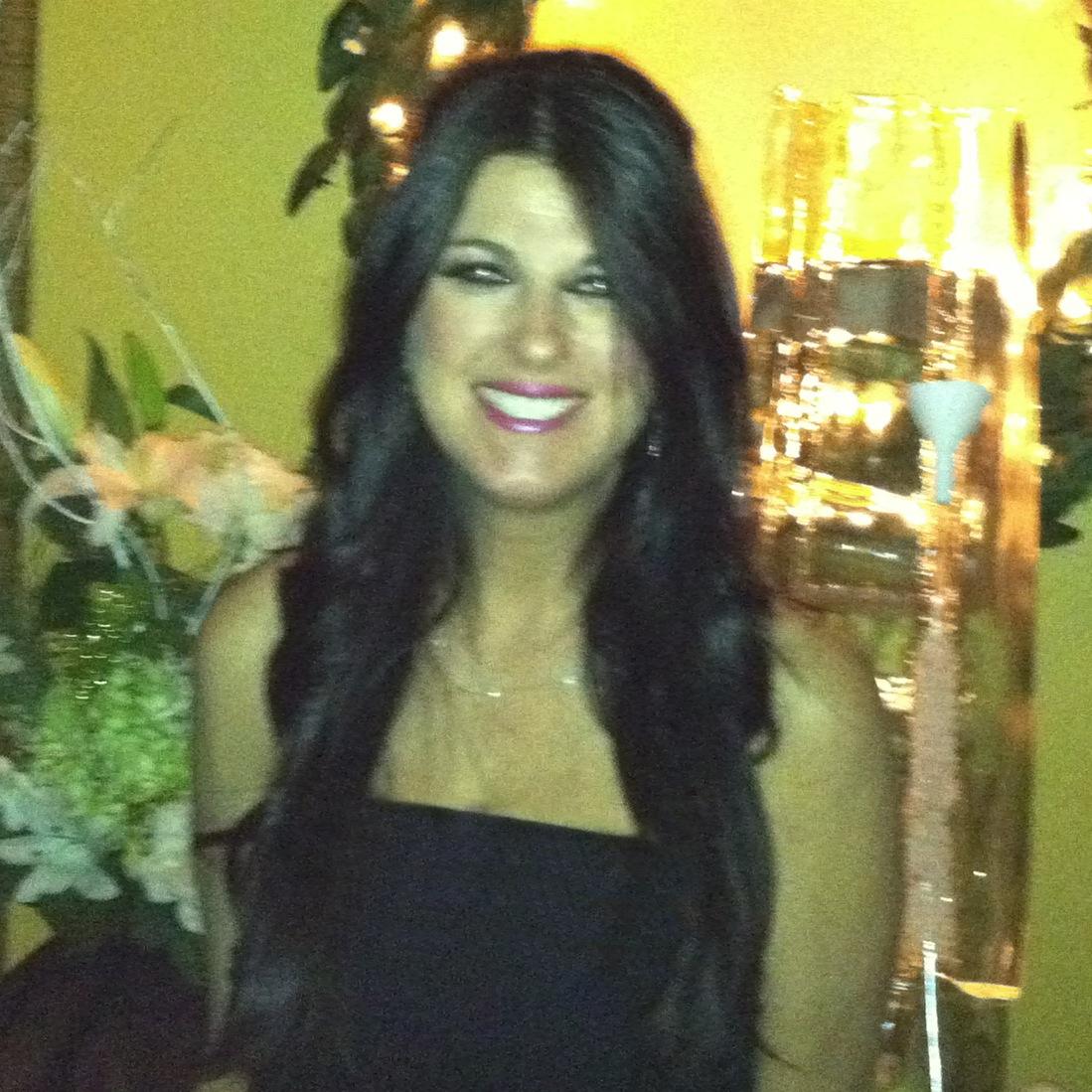 mlauraemr's profile picture. 