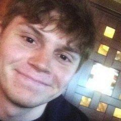•I just wanted to say thank you for saving my life, you mean so much to me.• -Aw, no worries, I love you.- •I love you too.• And thats when i held my hero.