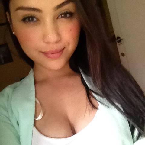 Modelo professional Ando buscando hacer amigos para pasarla bien y hacerlos Sentir muy rico!!!