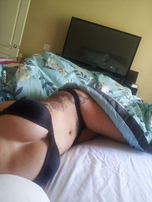 I'm a little lady trying to find my niche