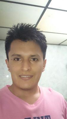 Me dedico a interpretar la vida a mí manera. siendo Feliz.