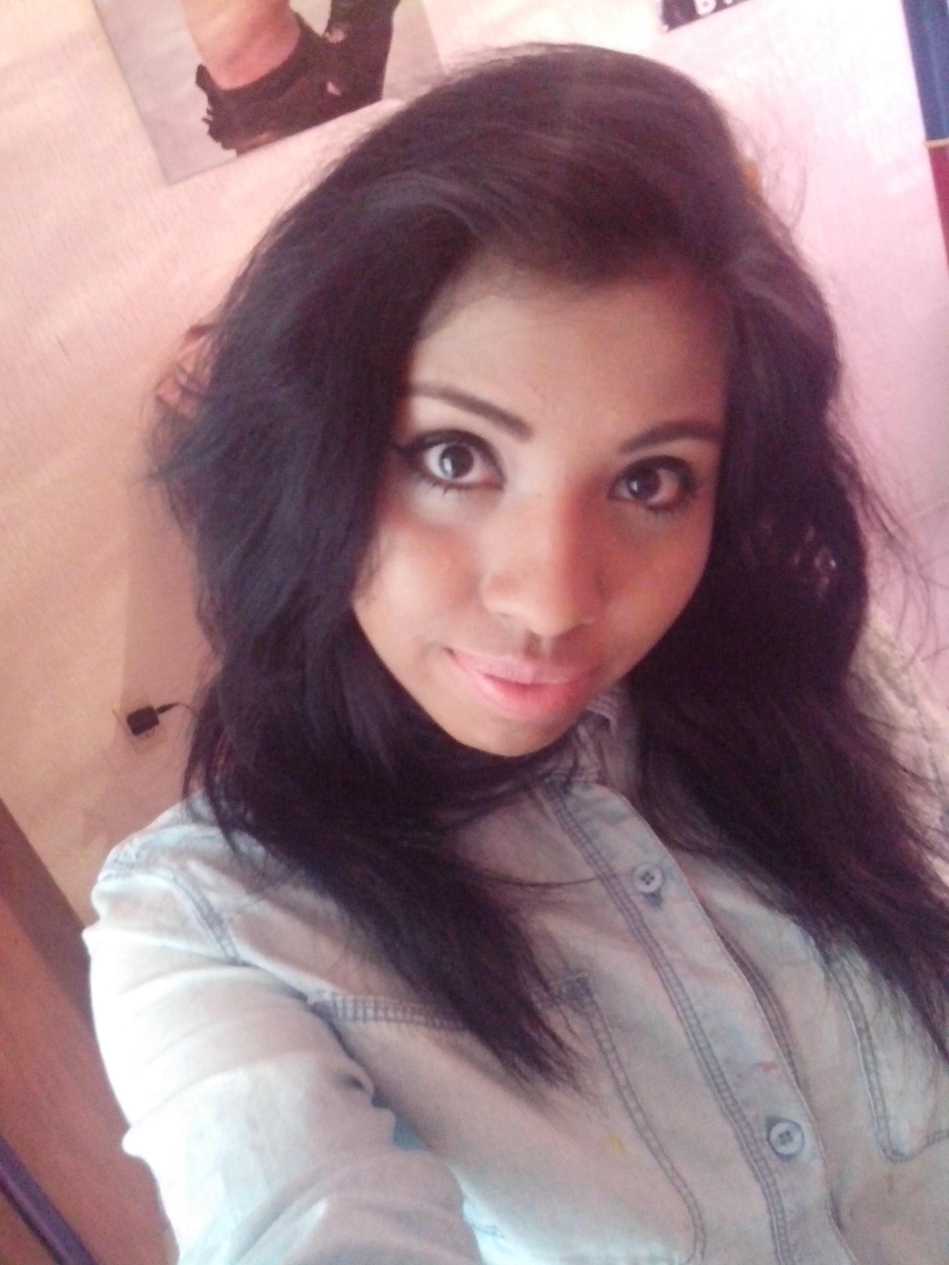 Toda chaparrita tiene un alto que la vuelve locaa  @_@
