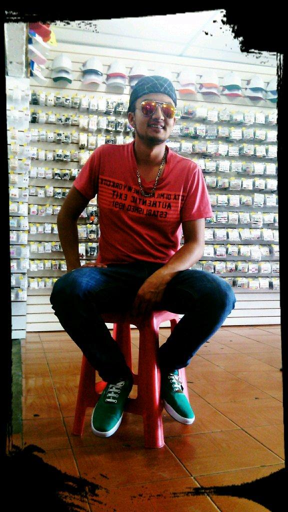 crazes_19's profile picture. 