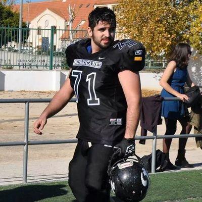 Exjugador de Futbol Americano y ahora parte de la junta directiva de Zaragoza Hurricanes. Friki empedernido de cualquier cosa que me engañen