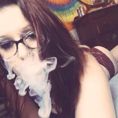 nyfineststoners's profile picture. IM A GUY! #BootyGang #HDYNATION #EDMfamily #stonerBabes #THCfamily #DrugFamily #stonernation #TheFamily DM me