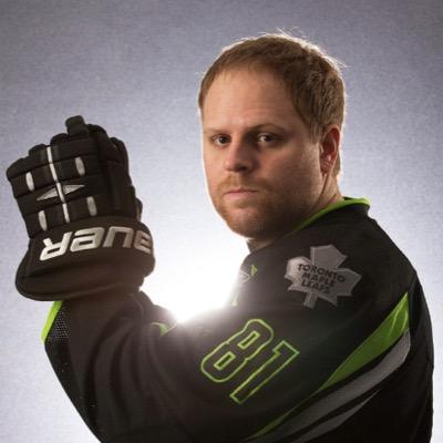 Pro ice hackey player. Love cookies, gettin my shaft wet, and playing all-star games. parody account
