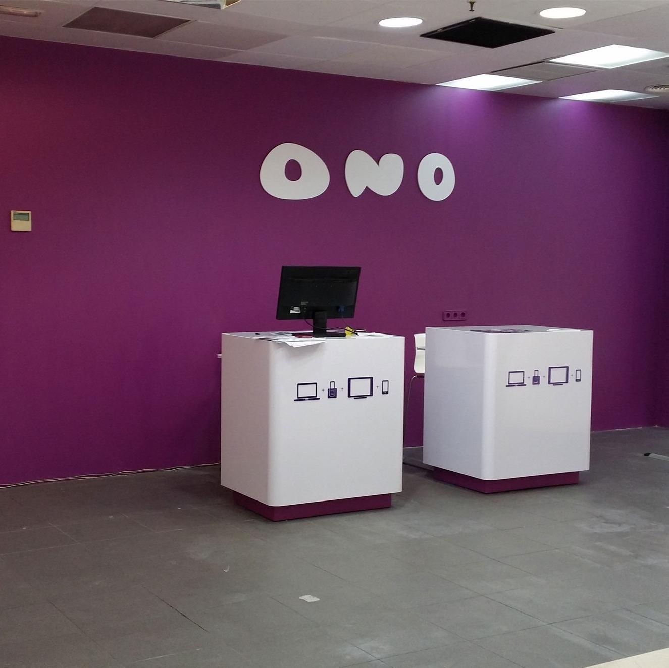 Trabajadora. Sincera. Ahorradora. Optimista. Trabajo para Ono y ofrezco la mejor oferta en internet con fibra, sin letra pequeña. Consúltame :) Nada que ocultar