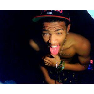 24. #Freakboyz dont give a finger in the middle...fwm