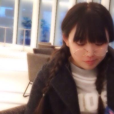神崎亜実です。創作アカウント。小説をメインにＢＬＧＬを書き連ねる触手。アイコンテンプレはMami様からお借りしました。