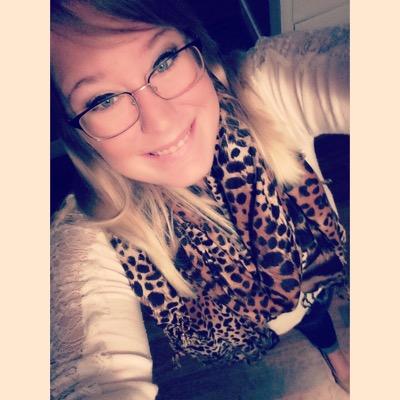 AmandaLeeski's profile picture. Loving, living, & learning