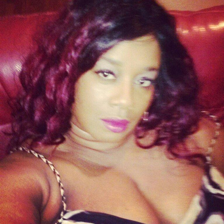 Kimbasoul's profile picture. Sultry, Jazzy, Smooth, R&B, Neosoul, Rock and Funk lover!