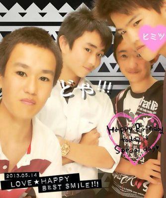 18⤴︎多分ニコ垢です。 TAKOS(特にψ(｀∇´)ψ )、ねねしさん、わいわいさん、アンダーバーさん、赤飯さん、カラスヤサボウさんの曲に元気をもらってます ちゅらいね♂ (顔捏造注意です)