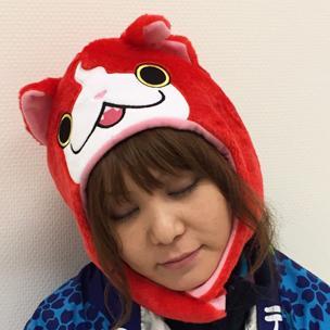 グラフィックデザイナー。2019年に独立しました。でもまだまだ半人前。やっぱり作るのが好きです。よろこぶ顔がみたい！ つくることでいろいろやってみたい。個性や感性ってそれぞれだけど、それぞれだから、いいじゃない？( *´︶`*)