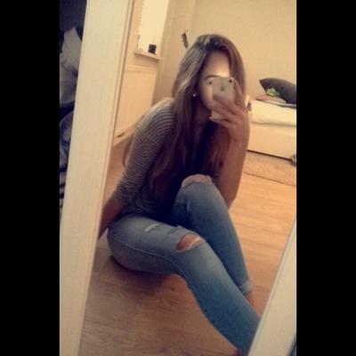 marieclaireexx's profile picture. American & Dutch - FieldHockey