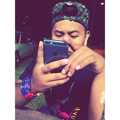 hafizzairi's profile picture. On the Way ke bulan , Orang bumi jahat-jahat