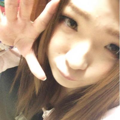 着るのはレッド。心はオレンジ。写真撮られたい症候群。ご希望あれば、素人ながら相方と二人で武器製作代行いたします。コスプレ中は基本喋らないただのコミュ障。あと、極度の照れ屋。
