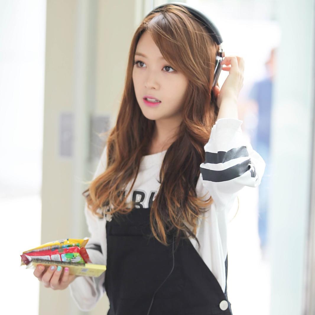 Si lees esto, ya eres mi perra.   • Perdón mamá, yo tampoco sé por que me gusta SeHun.   141201   •Girl's Day 
 Chu♥