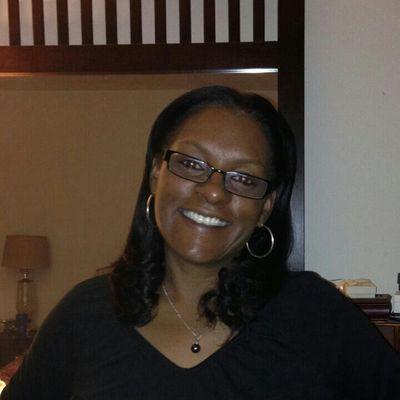 KimSmithk143's profile picture. 