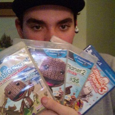 madmarslocks's profile picture. Nobody invited you lot in, get lost! *Friends only* shh!