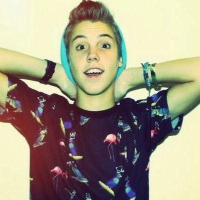 Taylor Caniff party's buckwild matthew espinosa is my dinosaur Carter Reynolds is the turn up buddy