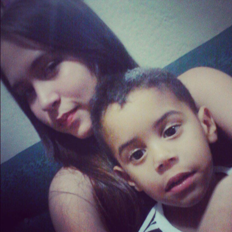 MisAmiwitosHermanos, Ser chiquita es de princesas,Yo ser la + Enana y tals:$ ILOVEYOU Ídolo Silvestre dangond y farruco los Amooo.!