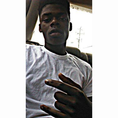 Follow Me On IG @ _DxpeeGvdd