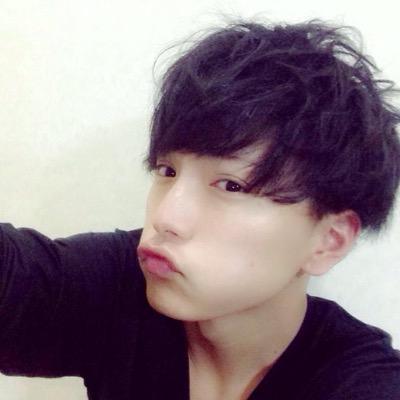 漫画大好きないちオタクで平家物語の木曽勢スキー。つぶやきはゴッチャ、どうでもいい絵をたまに投下。知り合いは周りに俺だと言うんじゃないぞ。