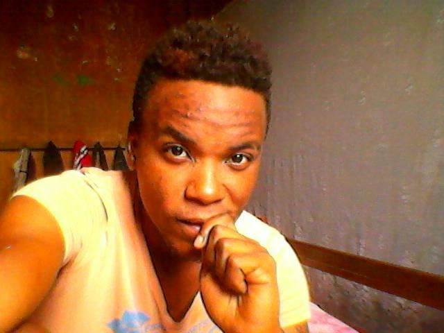Im african people,plaire a tout le monde ce plaire a n'importe qui !!!