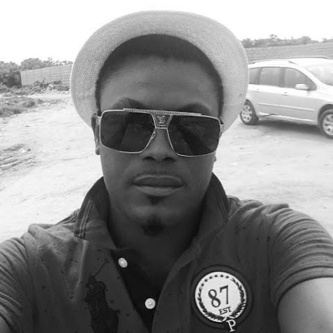 Kenikool's profile picture. CEO RunwayCLawzit fashion outfit..Am a realistic person...  I love real people...& I love traveling.