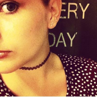 Upper Middle Bogan |Vampire Diaries | Orange is The New Black | Music | ( and Chocolate of course )
im (x_sezza_x) on insta..