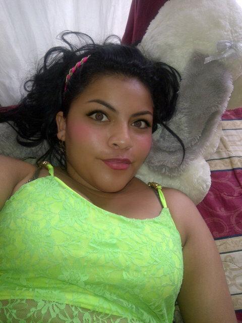 pon música suave 
 mueve tu cuerpo 
 y pon en práctica todos tus movimientos 
  ♥♥♥