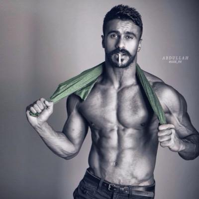 مسحور لحد يحاسبني
