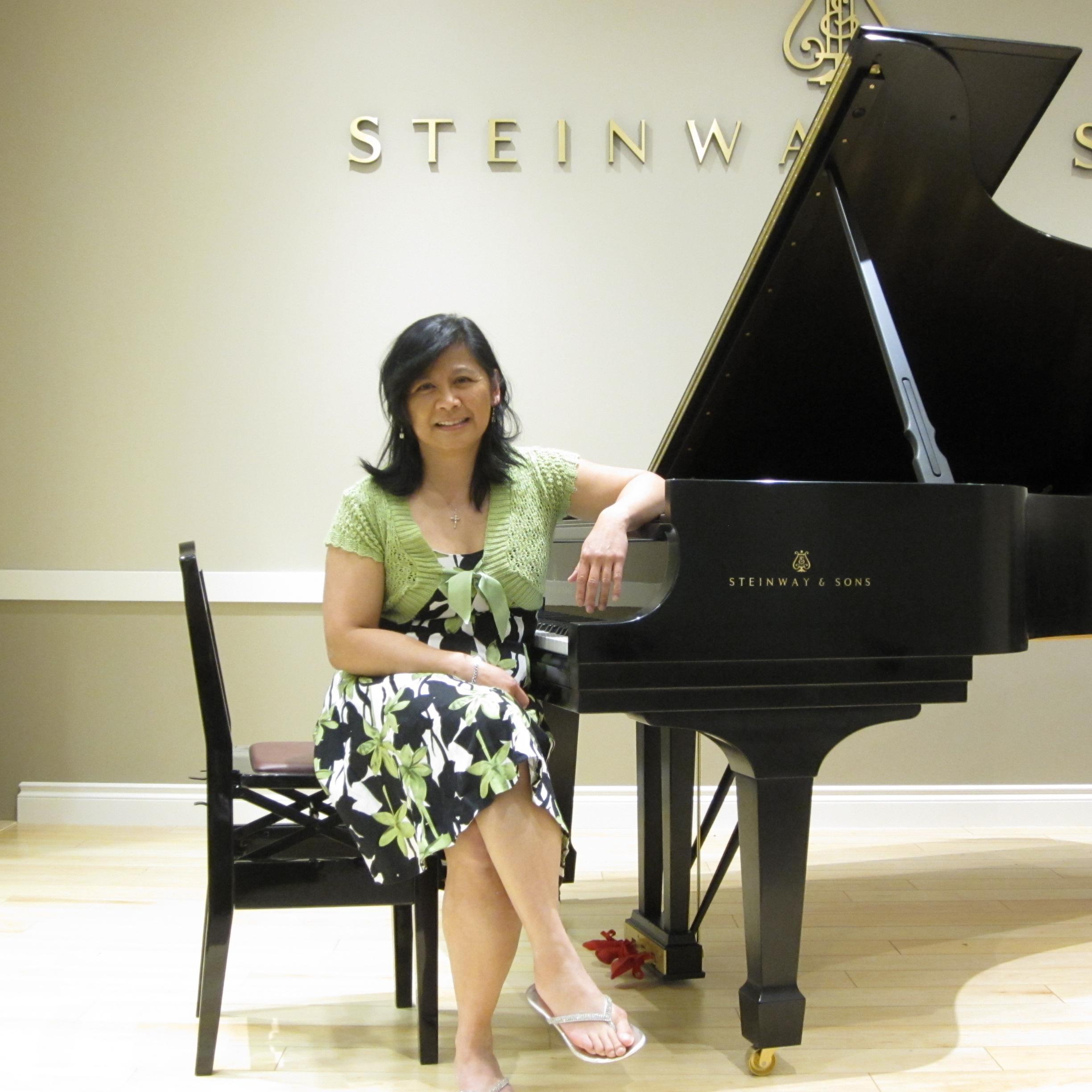 Registered Music Teacher, 2013 Tech Teacher of the Year, collaborative musician, writer, geek and samurai-in-training.