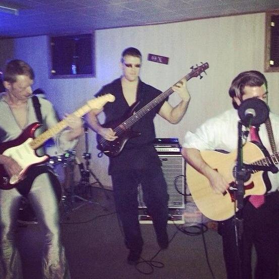 MeMyassociates's profile picture. Indie/Rock/Acoustic
Playing Music we love for our friends and family and followers.