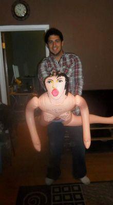 meglio24's profile picture. Professional gardener, semi-pro border hopper. highest paid mexican at a whopping $0.65 a day.