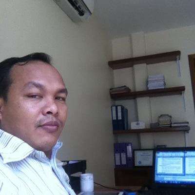 PhengSopheak's profile picture. hello