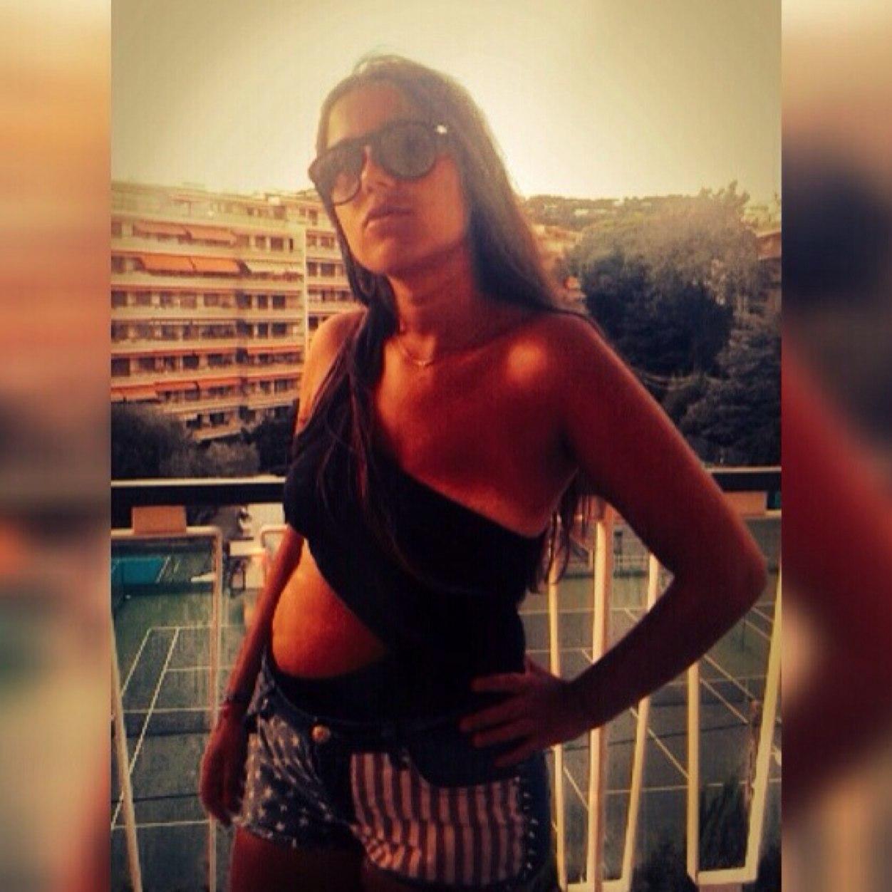 LLea221's profile picture. Snap ; insta : Leafit55