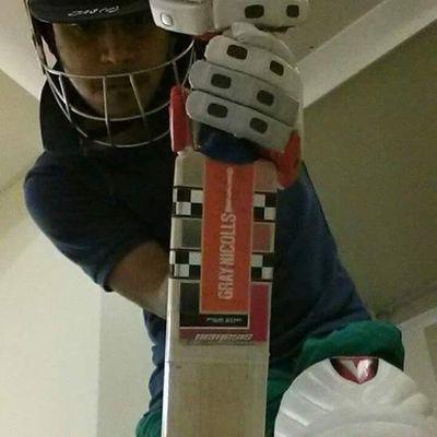 love cricket that's what I do .lives in