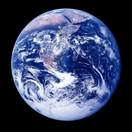 日本全国チャリで駆け巡ってます。ローディって言われると照れくさいけど、チャリダー言われるのはなんかびみょー・・・温泉とグルメとお城と洋館がスキです。よろしくお願いします(*´ω｀*)