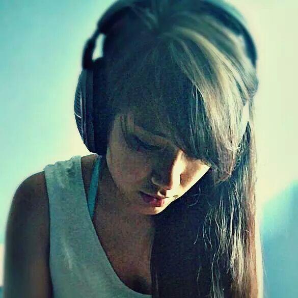 There´s a party in my head and no one is invited